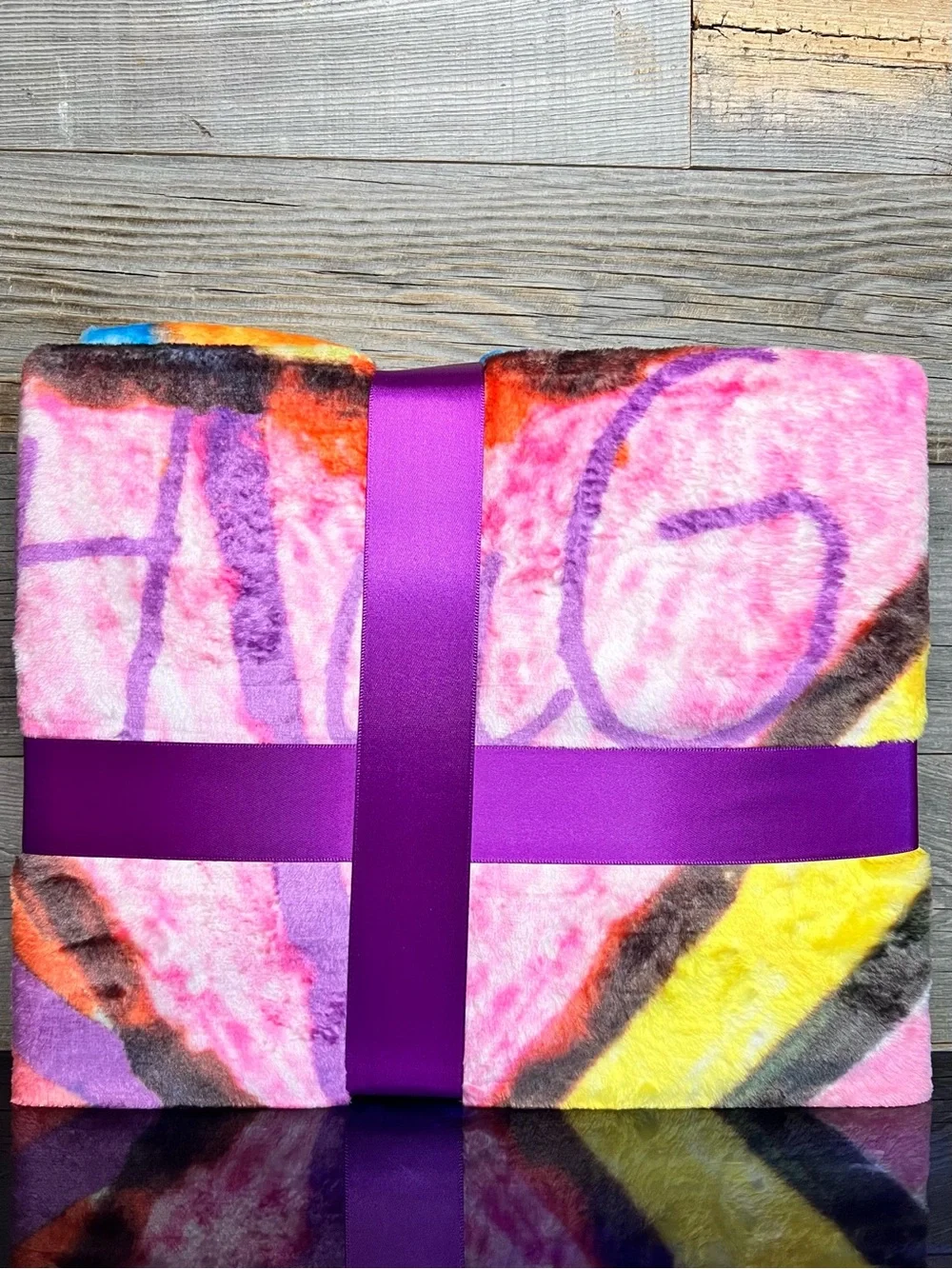 NWT 🆕 Blanket - Silky-soft ‘Hug’ Throw Fleece, Tie-Dye, Colorful, Cozy, Plush